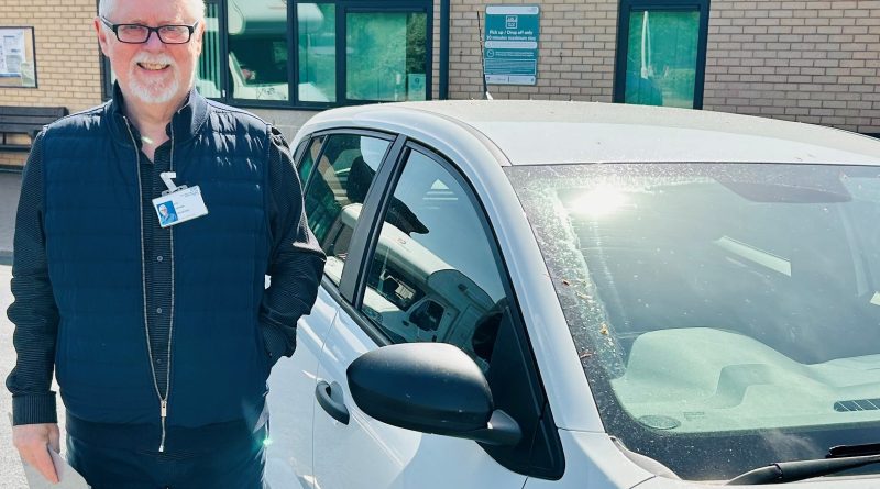 Trust launches volunteer driver scheme to support patients home from hospital<br>